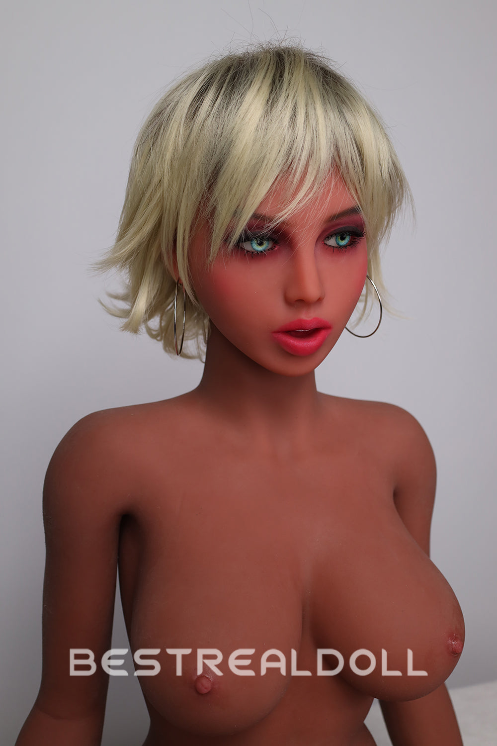 Britney 163cm TPE Sex Doll Sexy Short Hair Tan Skin Realistic Adult Love Doll